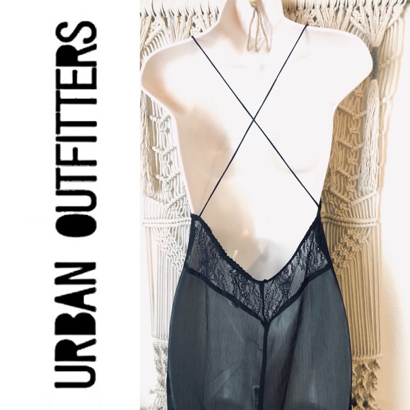 URBAN OUTFITTERS KIMCHI BLUE sheer hi-lo tunic - Picture 8 of 8
